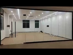 Modernes Design PDLC FILM Flach- oder gekrümmte Oberflächen mit vielseitiger Funktionalität